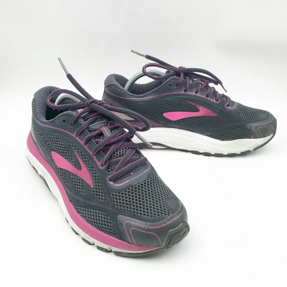 BROOKS Dyad Purple Gray Athletic Running Gym Sneakers Shoes Womens 7